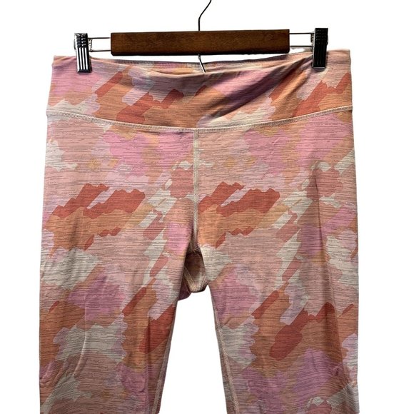 Outdoor Voices Leggings Womens Size XL Pink Orange Camo Techsweat Flex Cropped - Picture 8 of 8